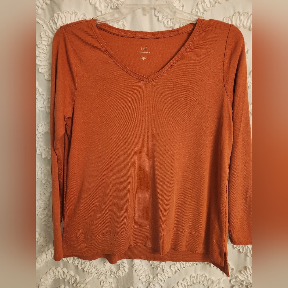 J.Jill Pima cotton V-Neck, Long Sleeve T Orange Size Medium Banded Hem